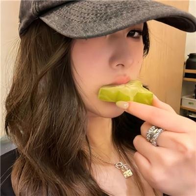 没有留下名片的陌生人